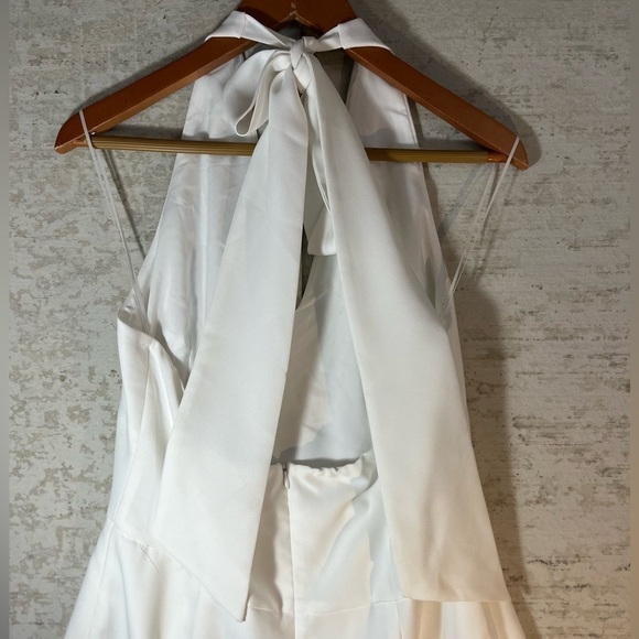 NWT SCRIPTED SAKS FIFTH AVENUE Ivory Romper Peplum Size Large - Picture 8 of 15